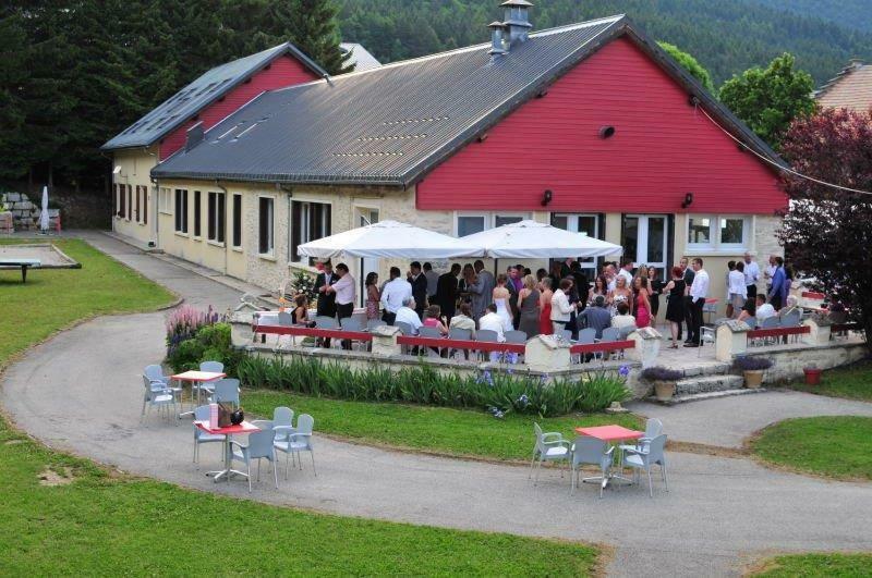Domaine Des Mateaux Hotel Meaudre Exterior photo